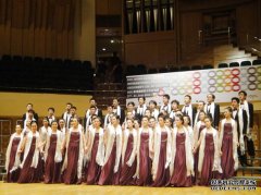 江漢大學(xué)合唱團(tuán)在2011香港國際青少年合唱節(jié)中獲多項(xiàng)大獎